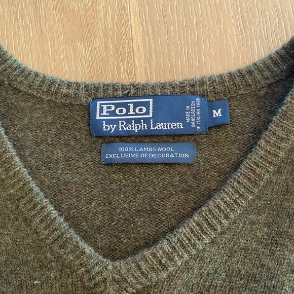 Polo V Neck Sweater 100% Lambs Wool - Picture 2 of 3